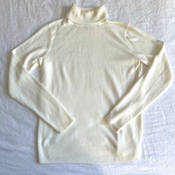 NWOT Forever 21 knit turtleneck - Picture 1 of 2